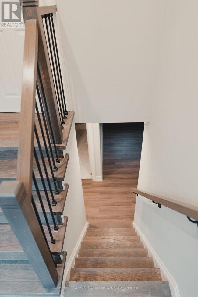 Photo du bâtiment - 588 Marksbury Rd