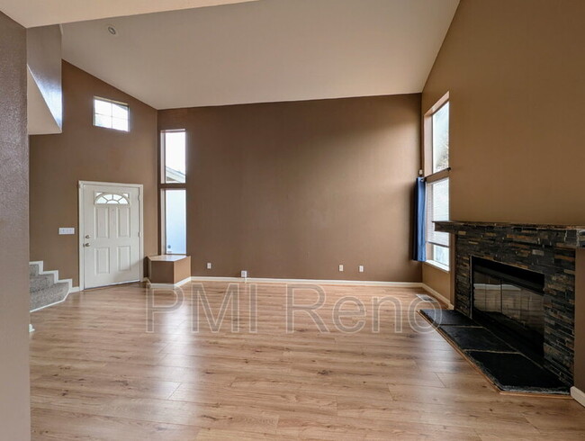 Foto del edificio - 2640 Alpine Creek Rd