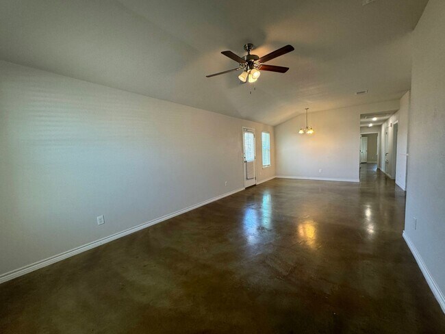 Building Photo - 108 Lowes Blvd