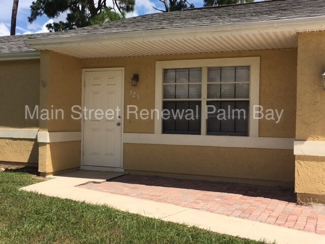 Foto del edificio - 325 SW Covington Rd