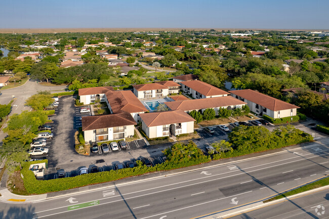 Aerial Photo - Cypress Trace Condo