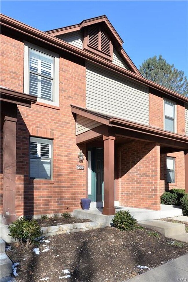 Foto del edificio - 869 Forest Trace Dr