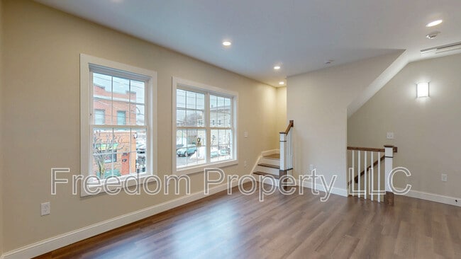 Foto del edificio - 130 Center St