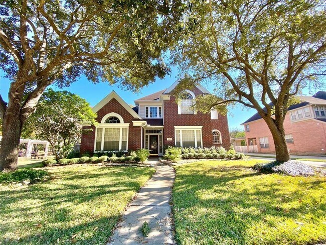 Building Photo - 3307 Clear Water Park Dr