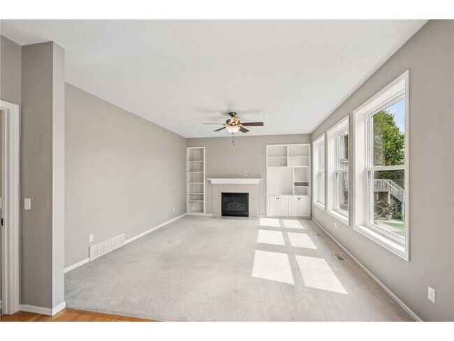 Foto del edificio - 18245 46th Ave N