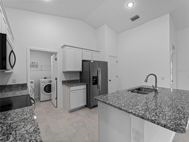Building Photo - 22376 Blanchard Ave