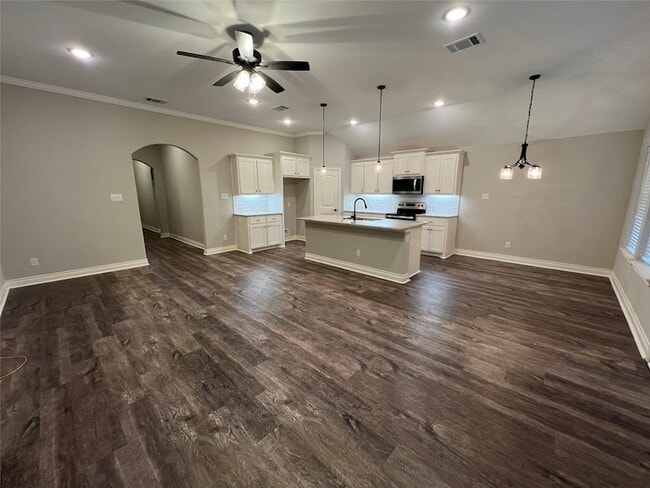 Foto del edificio - 706 Tippit Ln