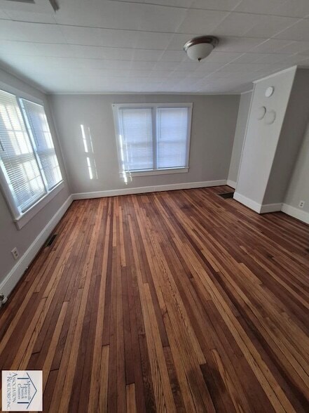 Building Photo - 12 Black Feather Trail