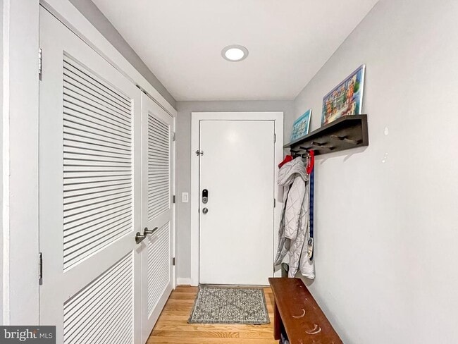 Foto del edificio - 1367 Florida Ave NE