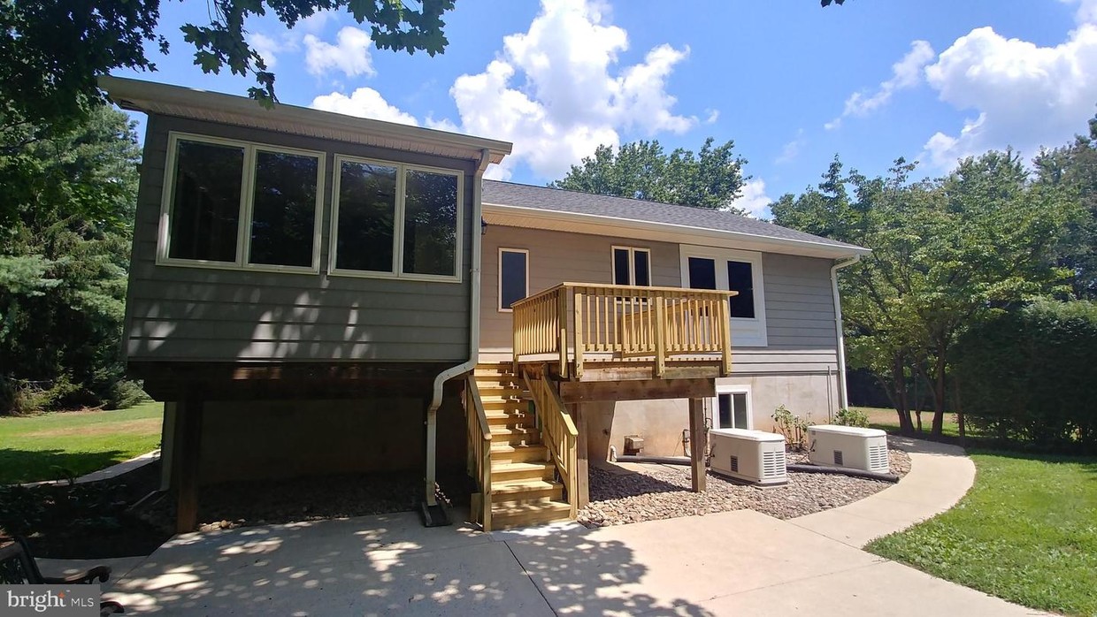 Primary Photo - 3789 Ivory Rd