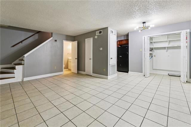 Foto del edificio - 241 Helen St