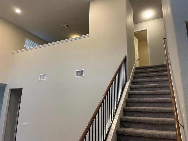 Building Photo - 1113 La Conterra Blvd