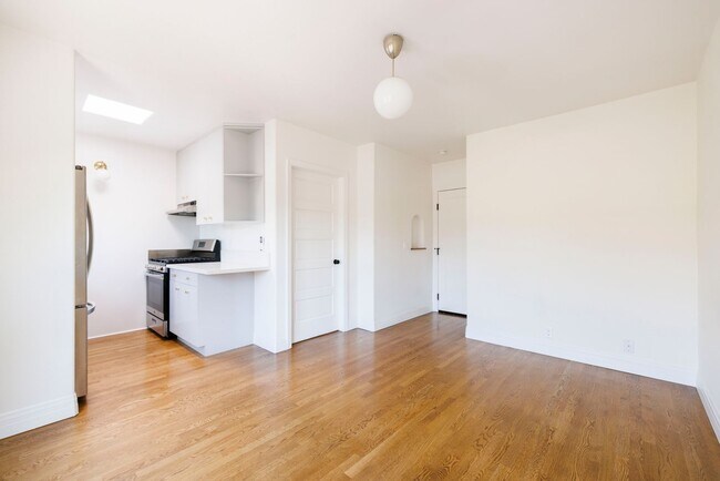 Foto del edificio - 2191 El Sereno Ave