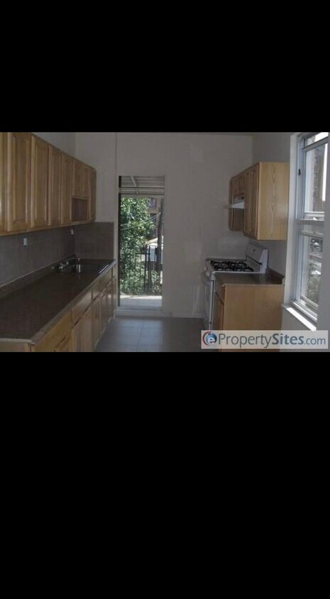 Foto principal - 2010 Gleason Ave