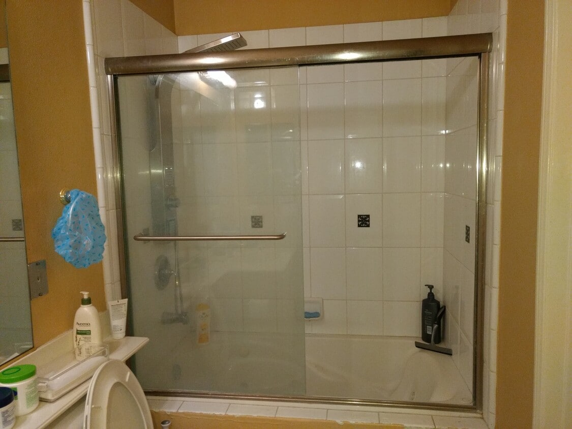 Foto principal - 8940 Deira Ln