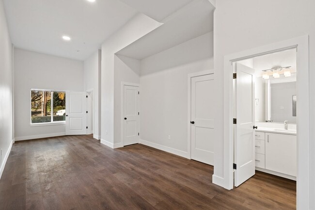 Interior Photo - Steeple Townhomes