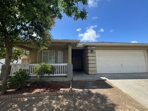 Building Photo - 430 Vargus Ct