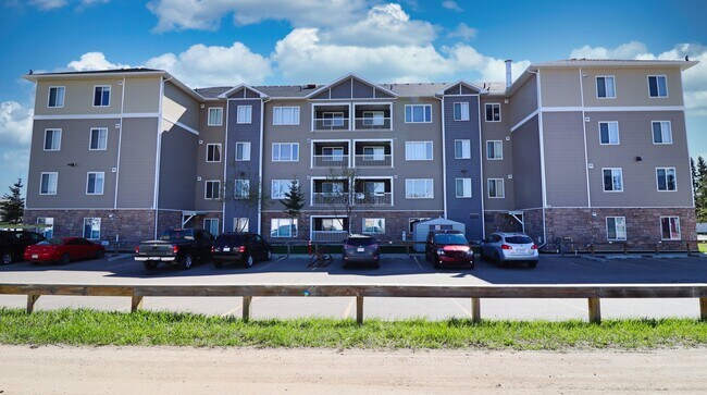 Building Photo - 5202 49 St