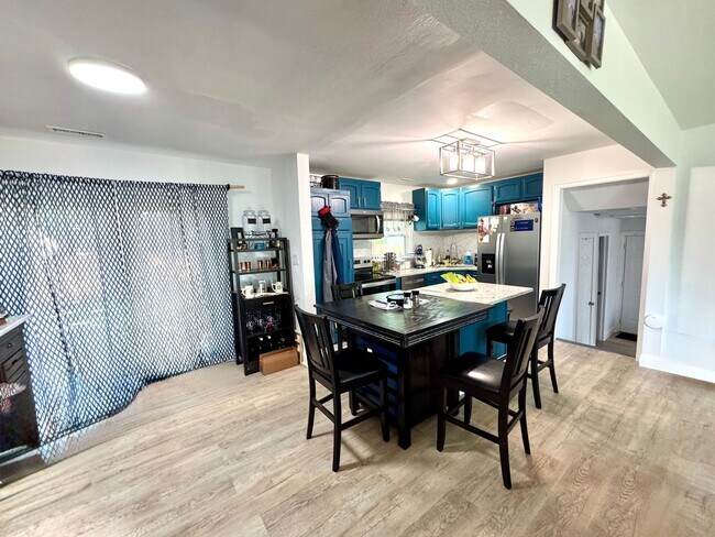 Building Photo - Charming Brick Ranch Near the Beach & Bases