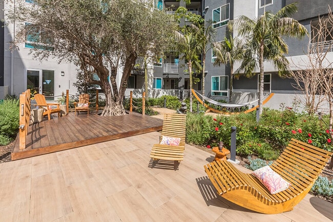 Building Photo - Vita Apartment Homes