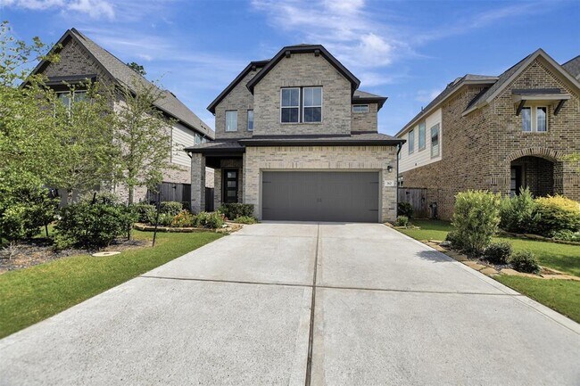 Foto del edificio - 360 Mallorn Ln
