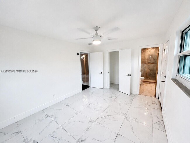 Foto del edificio - 3051 SW 47th St