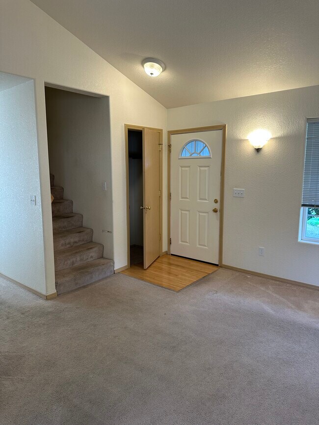 Foto del edificio - 4510 Carver St SE