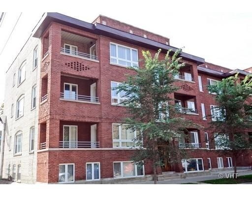 Primary Photo - 1057 W Thorndale Ave