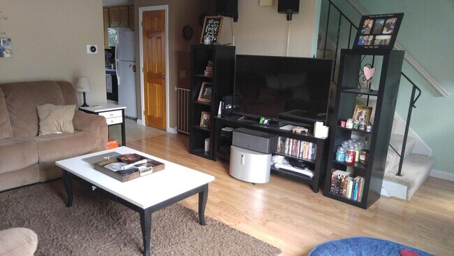 Foto del edificio - 26 Profile Cir