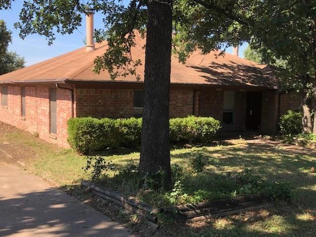 Building Photo - 7010 Lincoln Dr