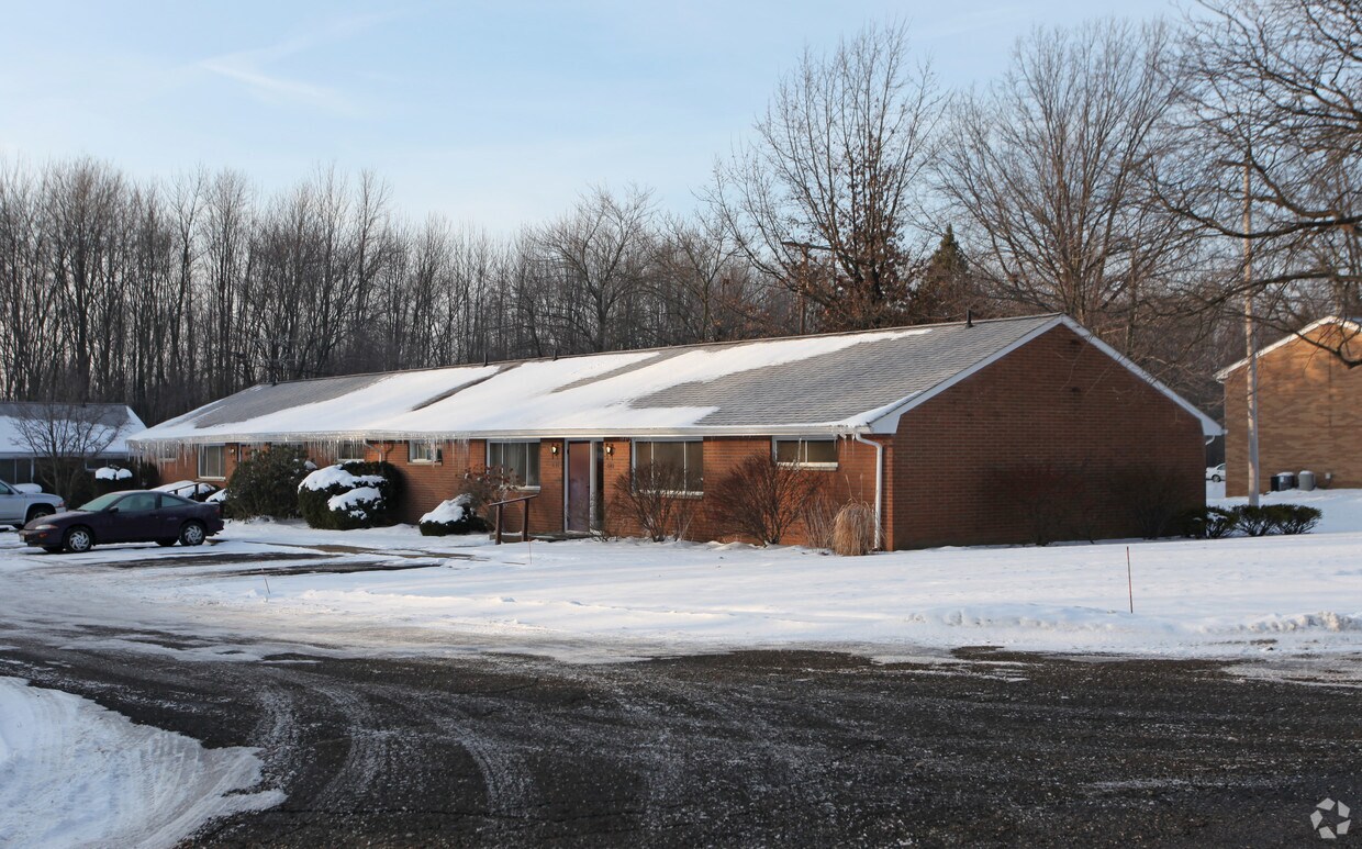 Primary Photo - 1660-1682 Rosemont Rd