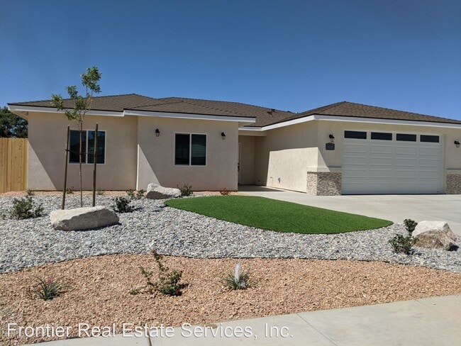 Building Photo - 4 br, 2 bath House - 1025 Ocean Ave