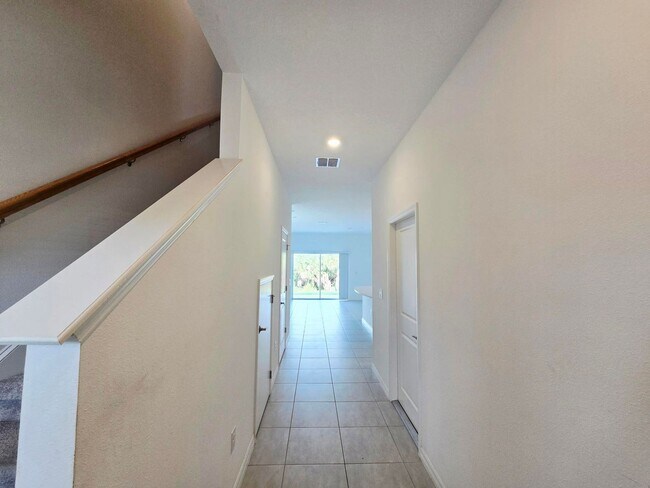 Foto del edificio - Annual End-Unit Townhome with 3 Bedrooms in Edgestone at Artisan Lakes