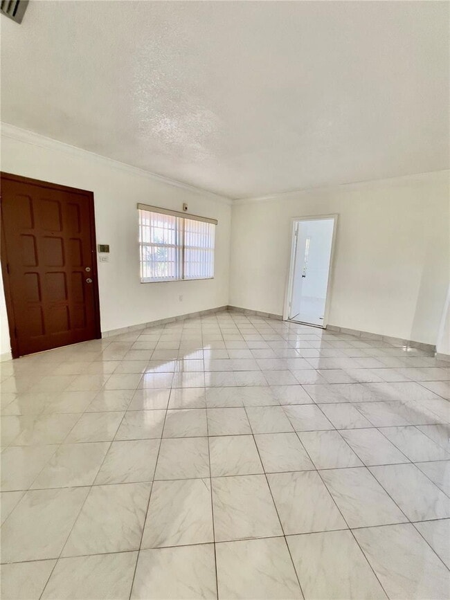 Photo - 2101 SW 81st Ave House