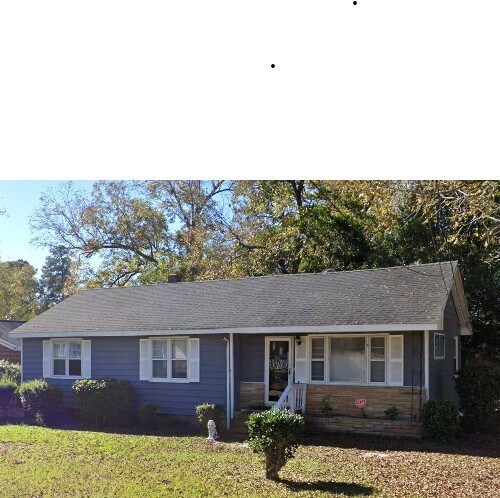 Primary Photo - 215 Evans St