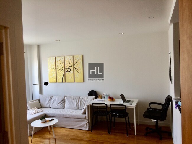 Foto del edificio - 150 W 111th St