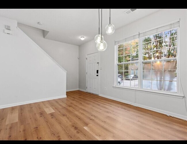 Foto del edificio - Bayrose Circle