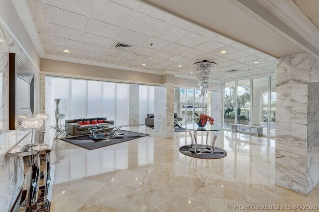 Foto del edificio - 5440 N Ocean Dr