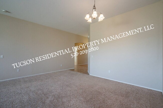 Building Photo - 10737 S Miralago Dr