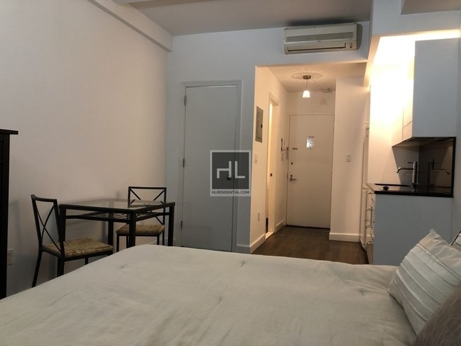 Building Photo - Prime Upper West Side Luxury studio Apt