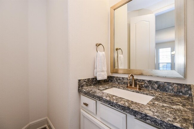 Building Photo - 2526 Crossvine Dr
