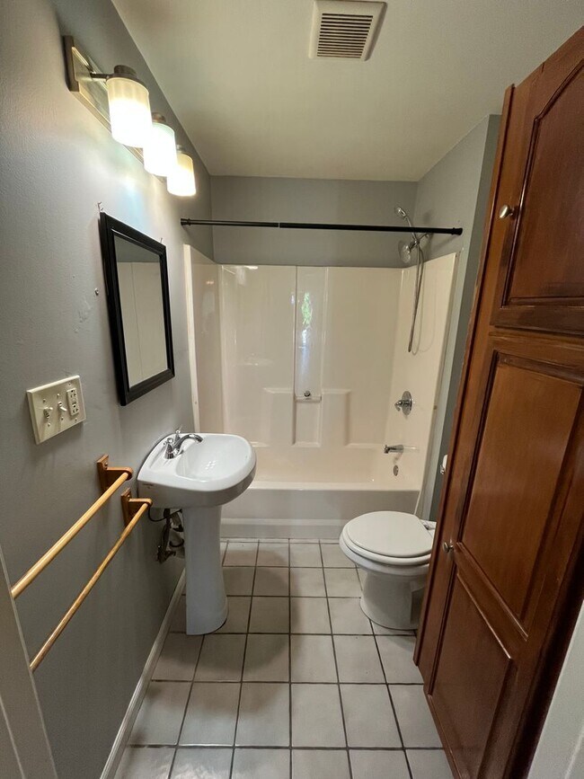 Foto del edificio - 777-779 Water Street