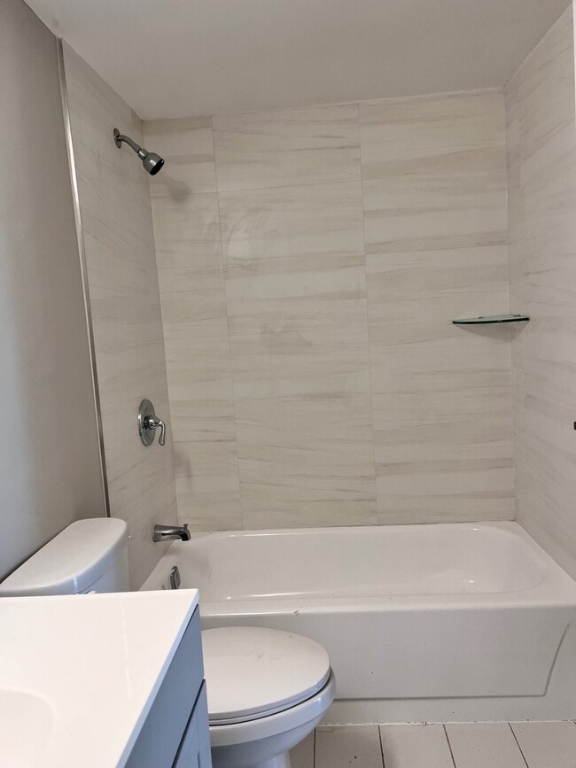 171 Wellington Ct Unit 3F, Staten Island, NY 10314 Condo for Rent in