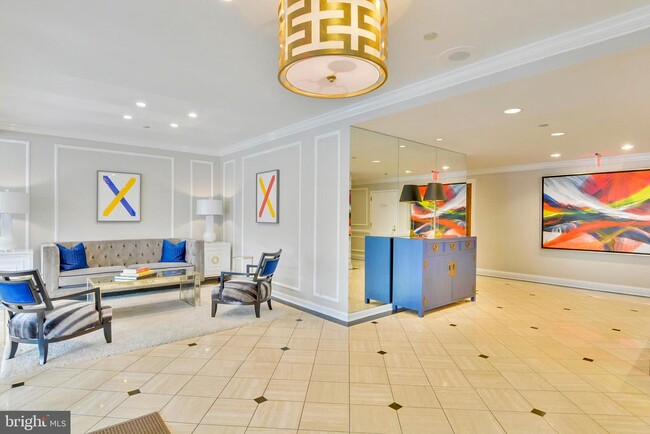 Foto del edificio - 1401 N Oak St