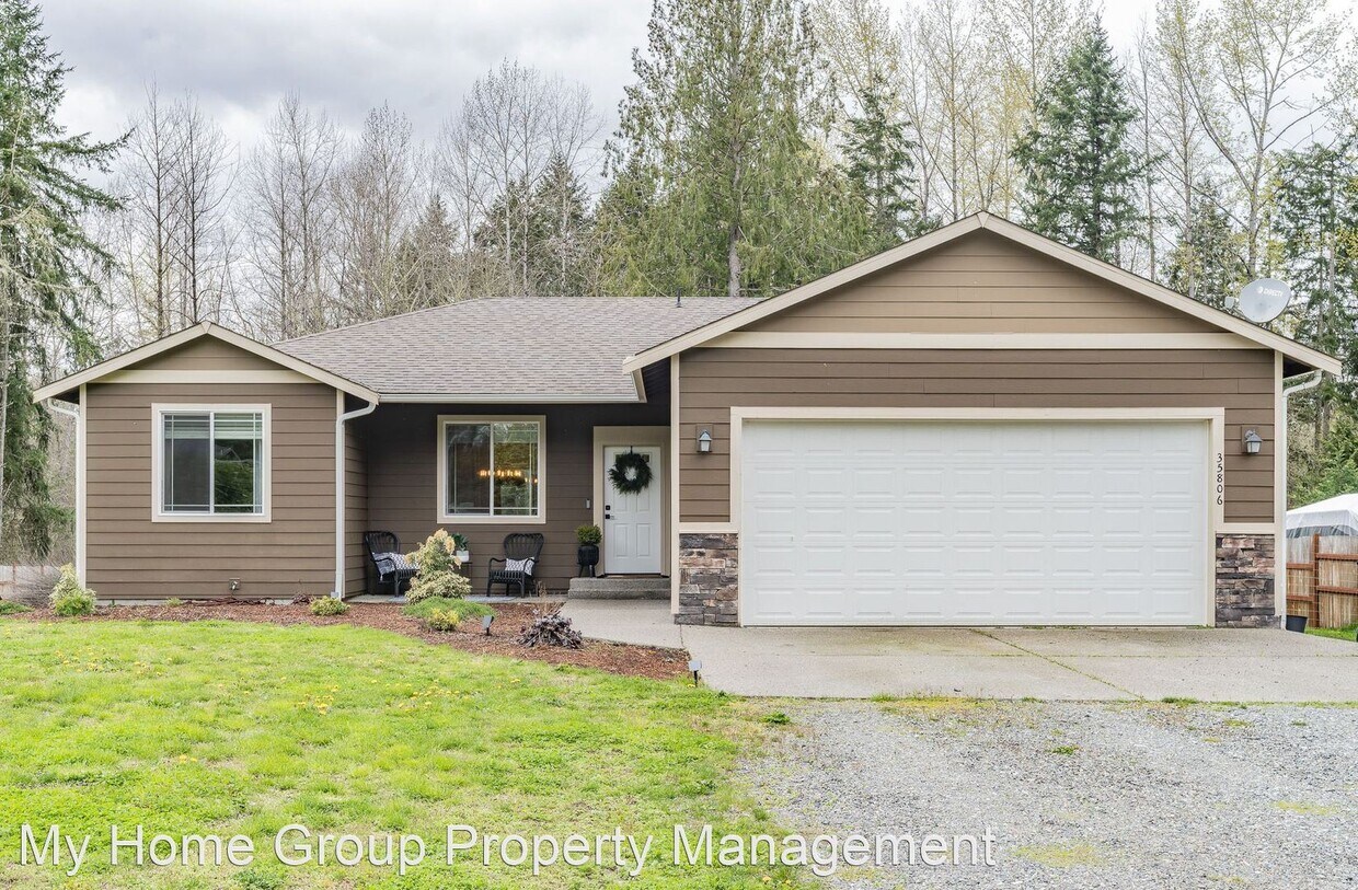 Foto principal - 3 br, 2 bath House - 35806 60th Ave S
