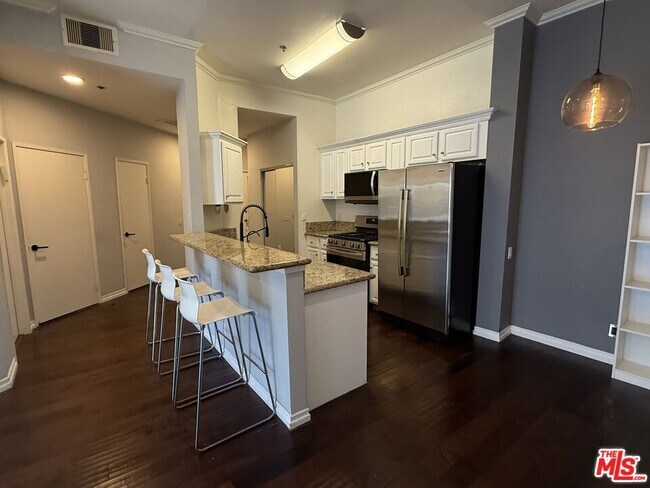 Foto del edificio - 4401 Sepulveda Blvd
