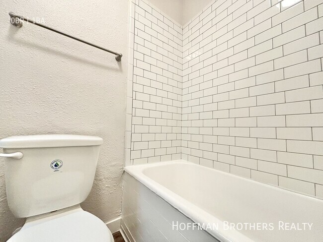 Foto del edificio - 147 N New Hampshire Ave