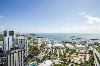 Building Photo - 2669 S Bayshore Dr