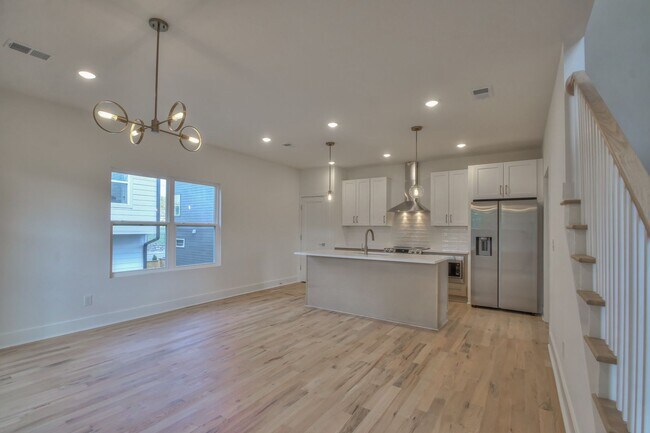 Building Photo - New Construction / 3 Bedrooms / 2 Car Gara...