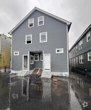 Building Photo - 1056-1060-1060 Kilsyth Rd